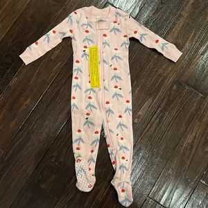 Hanna Andersson baby zip footed sleeper in organic cotton